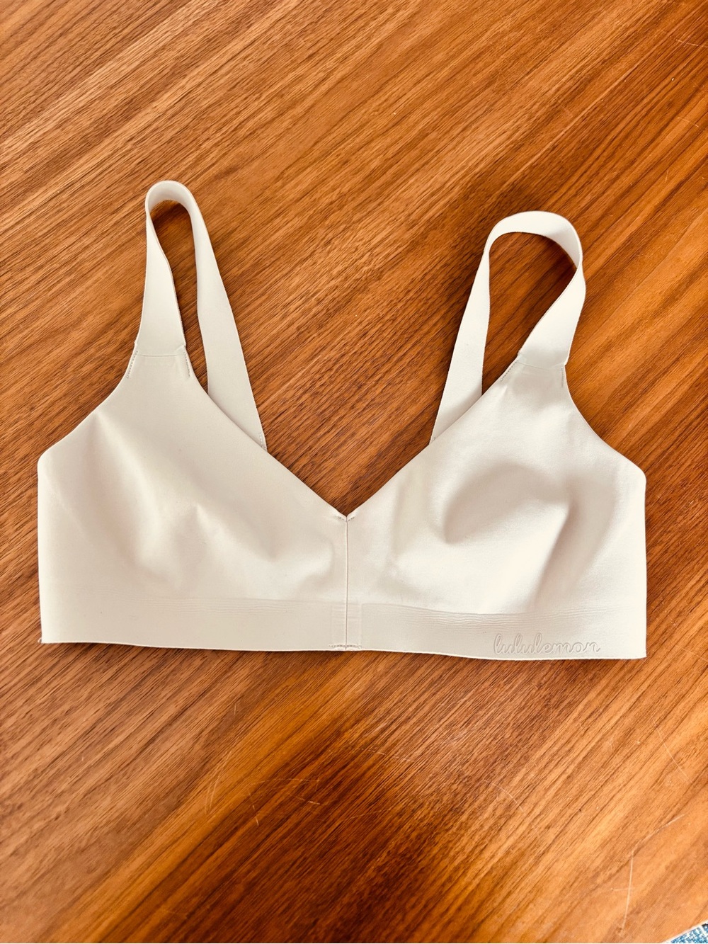 Lululemon hold true bra nude size 32B